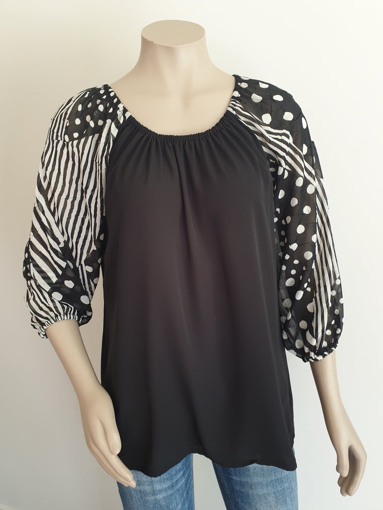 Black & White Print Top