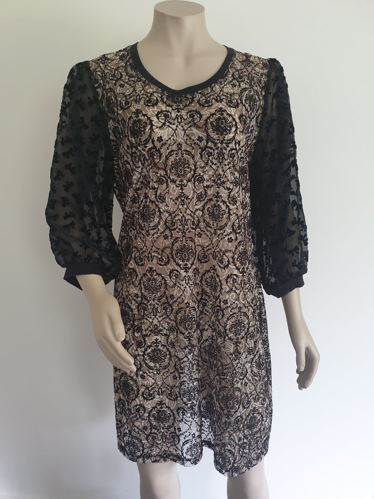 Mesh velvet detail   Dress