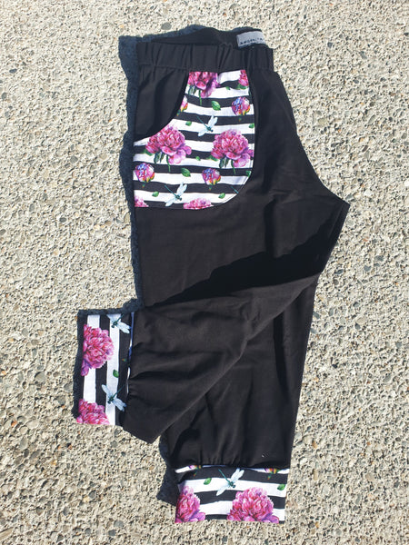 3/4 Rose Dragonfly Floral Pants