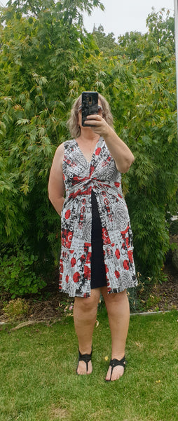 Crinkle Mesh Split Twist Front Dress - Red Black White Print
